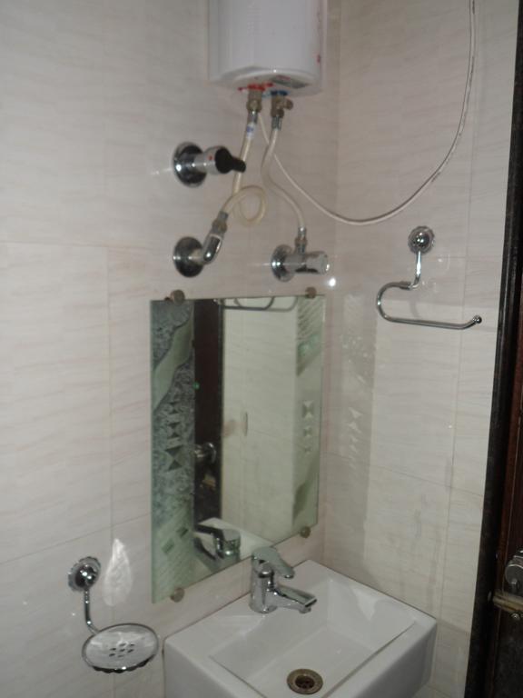 Hotel Silver Plaza Ahmadabad Pokój zdjęcie