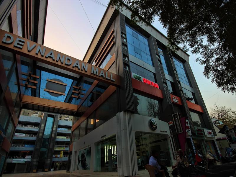 Hotel Silver Plaza Ahmadabad Zewnętrze zdjęcie