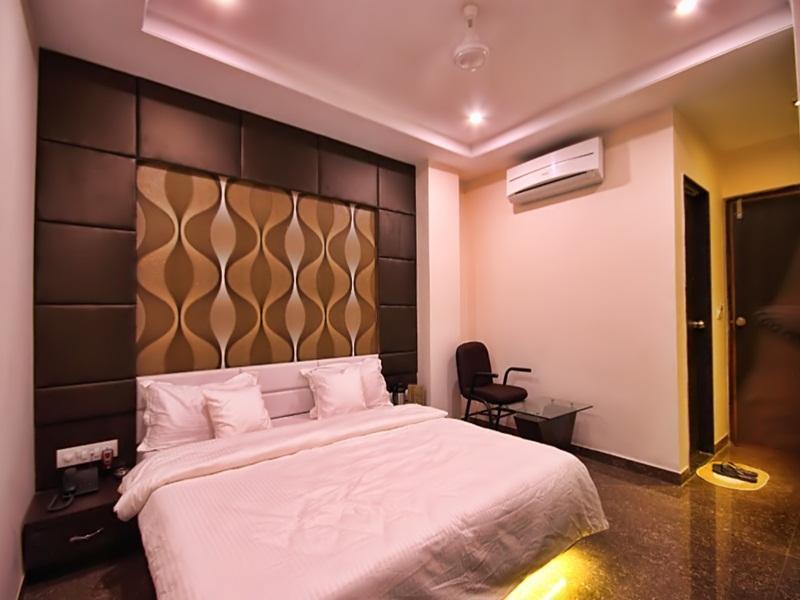 Hotel Silver Plaza Ahmadabad Zewnętrze zdjęcie